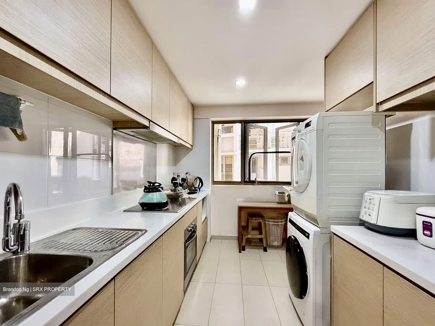 Waterfront Gold (D16), Condominium #579738461